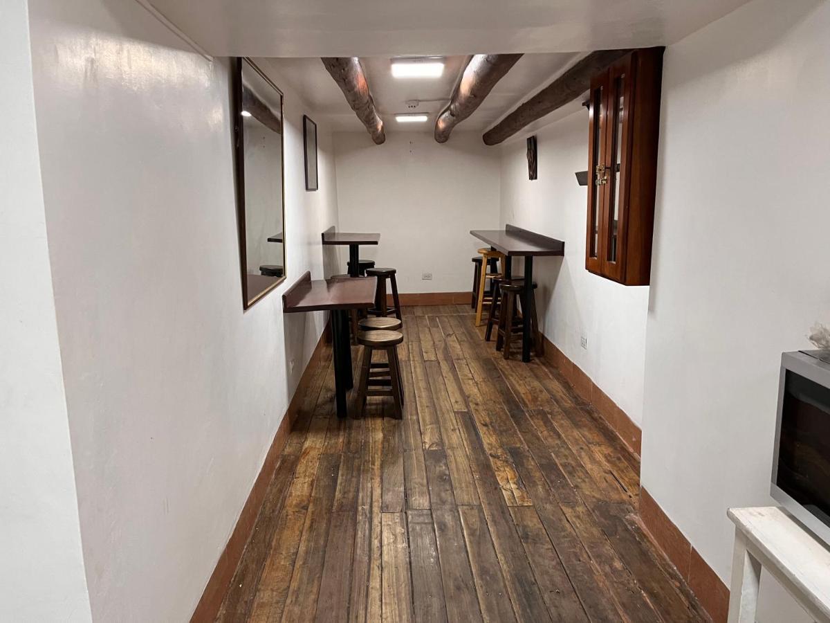 Hostal Benalcazar Quito Exterior foto